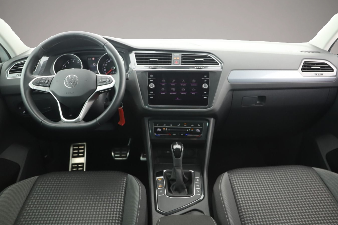 Volkswagen Tiguan (06/2022, )