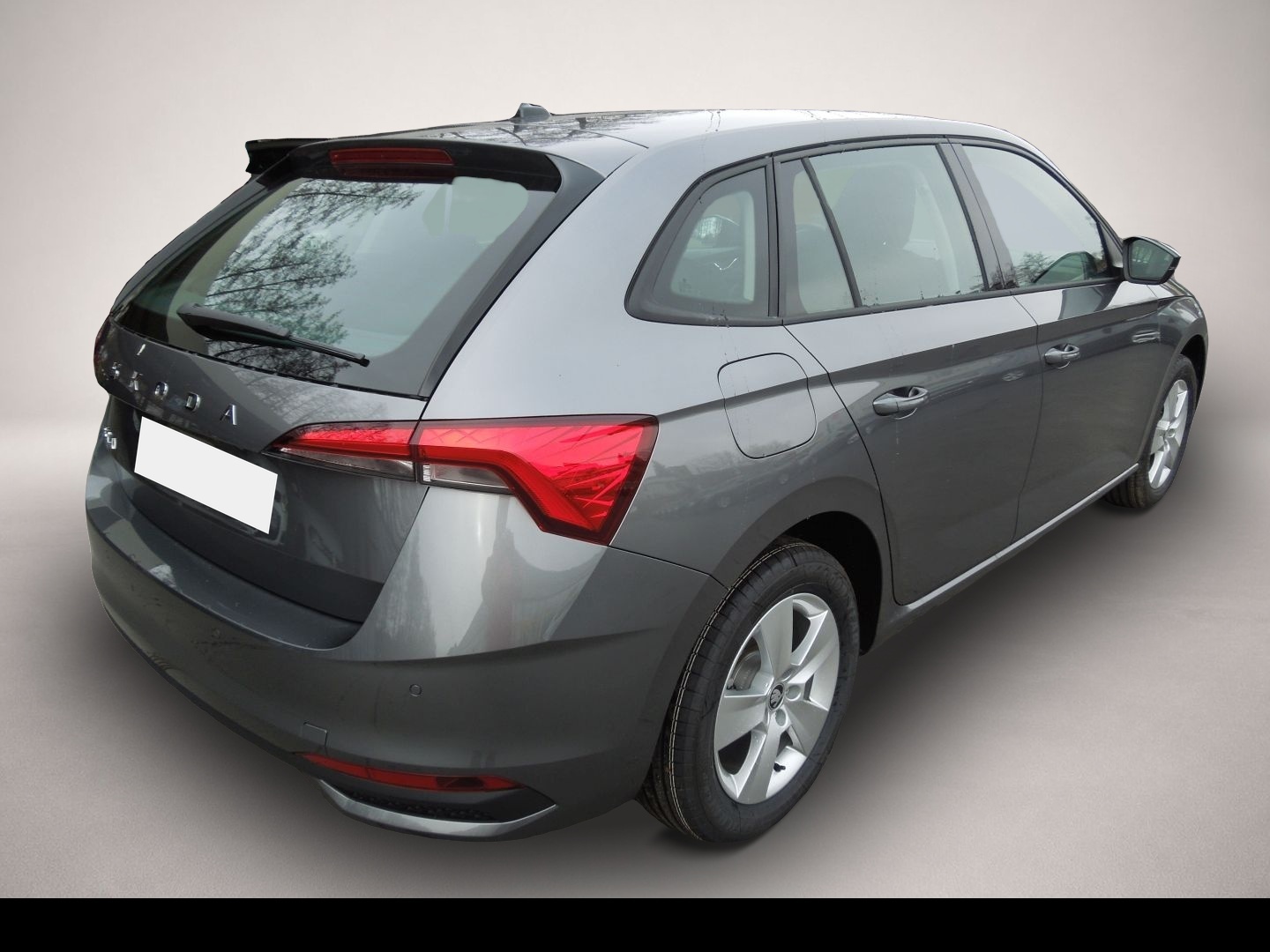 Skoda Scala (, Benzin)