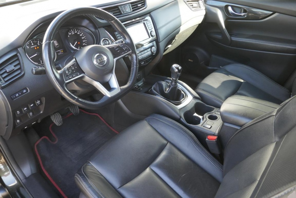 Nissan X-Trail (11/2017, Benzin)