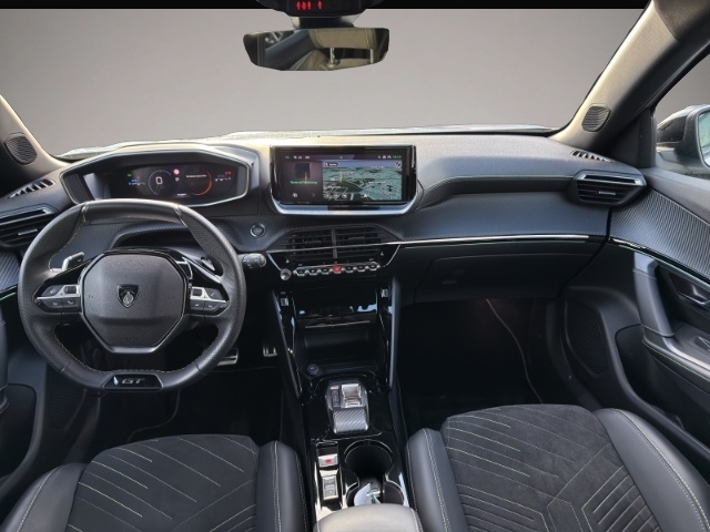 Peugeot 2008 (12/2025, Benzin)