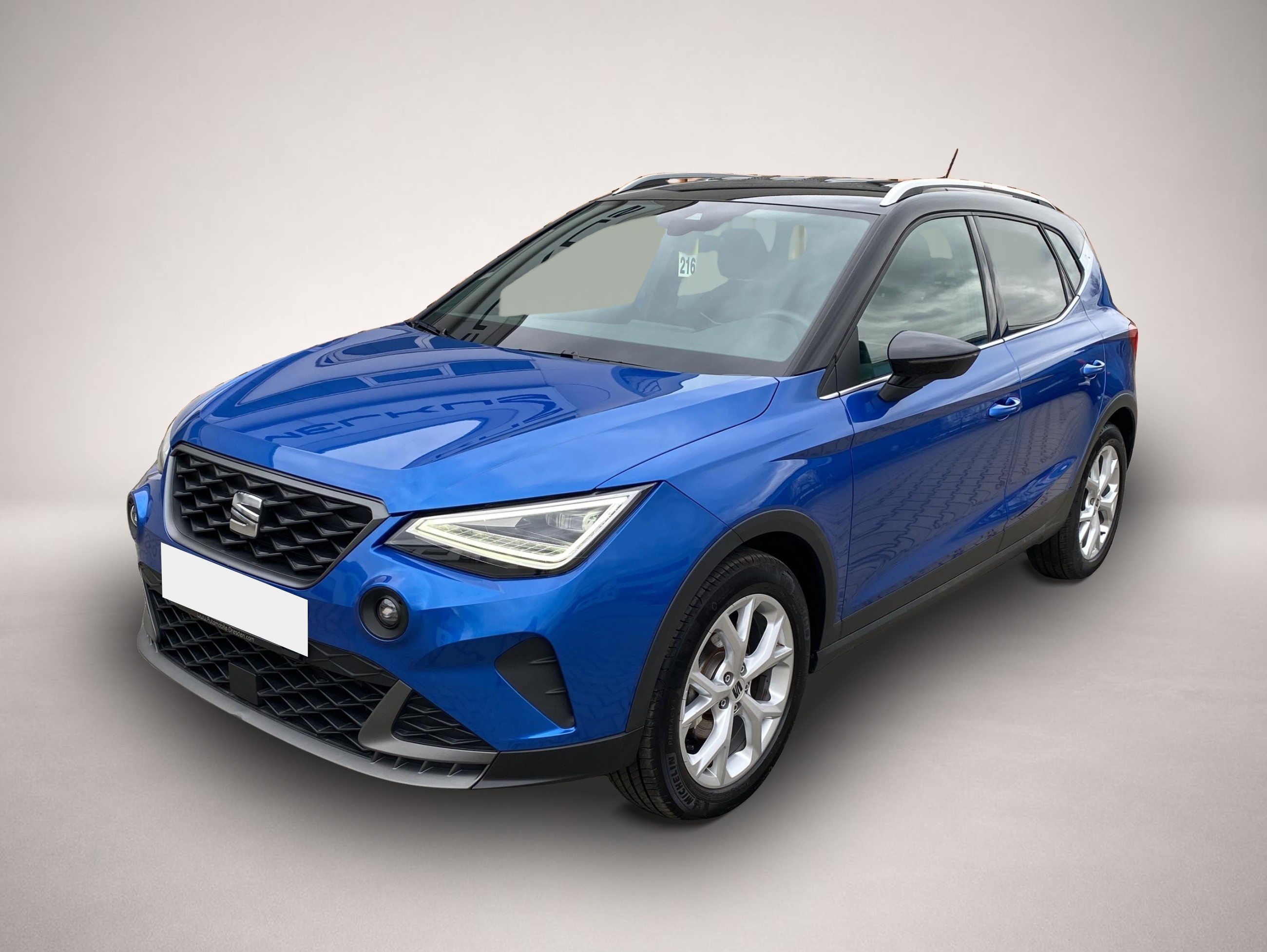 Seat Arona (03/2025, Benzin)