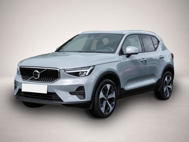 Volvo XC40 (12/2023, Benzin)