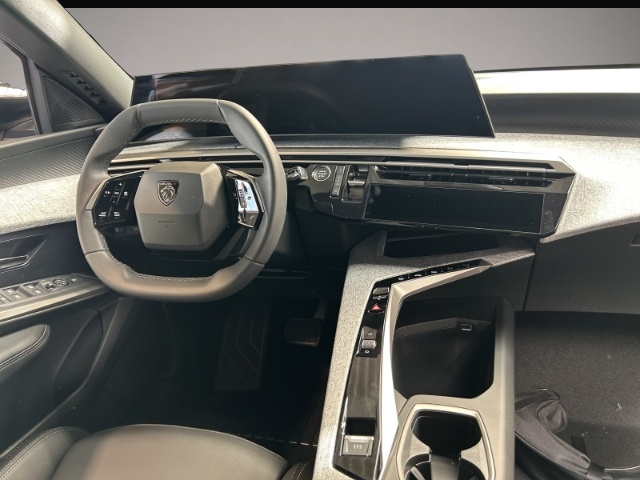 Peugeot 3008 (06/2025, Benzin)