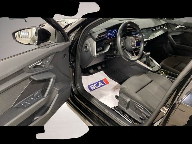 Audi A3 (11/2022, Benzin)