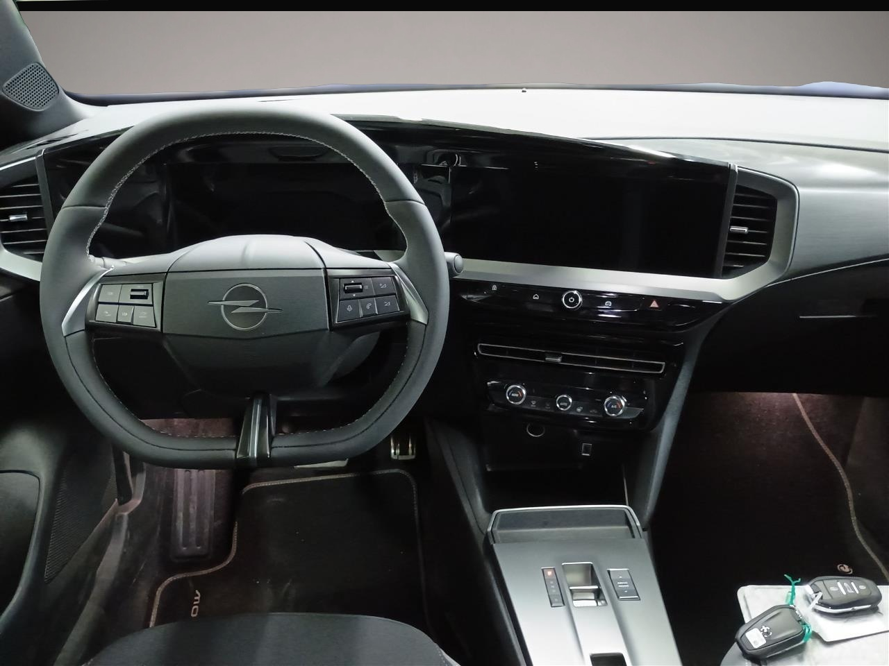 Opel Mokka-e (06/2025, ELECTRIC)