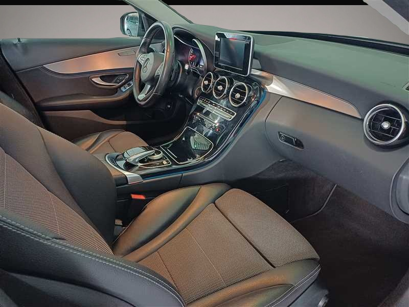 Mercedes-Benz C 180 (07/2015, Benzin)