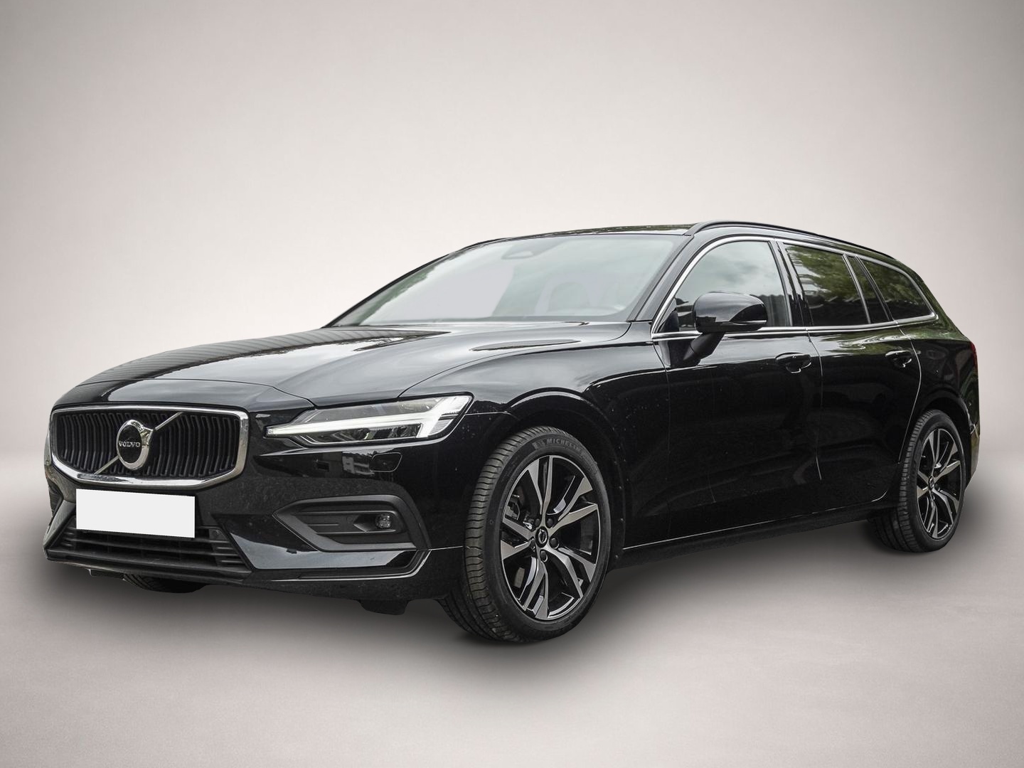 Volvo V60 (06/2024, Benzin)