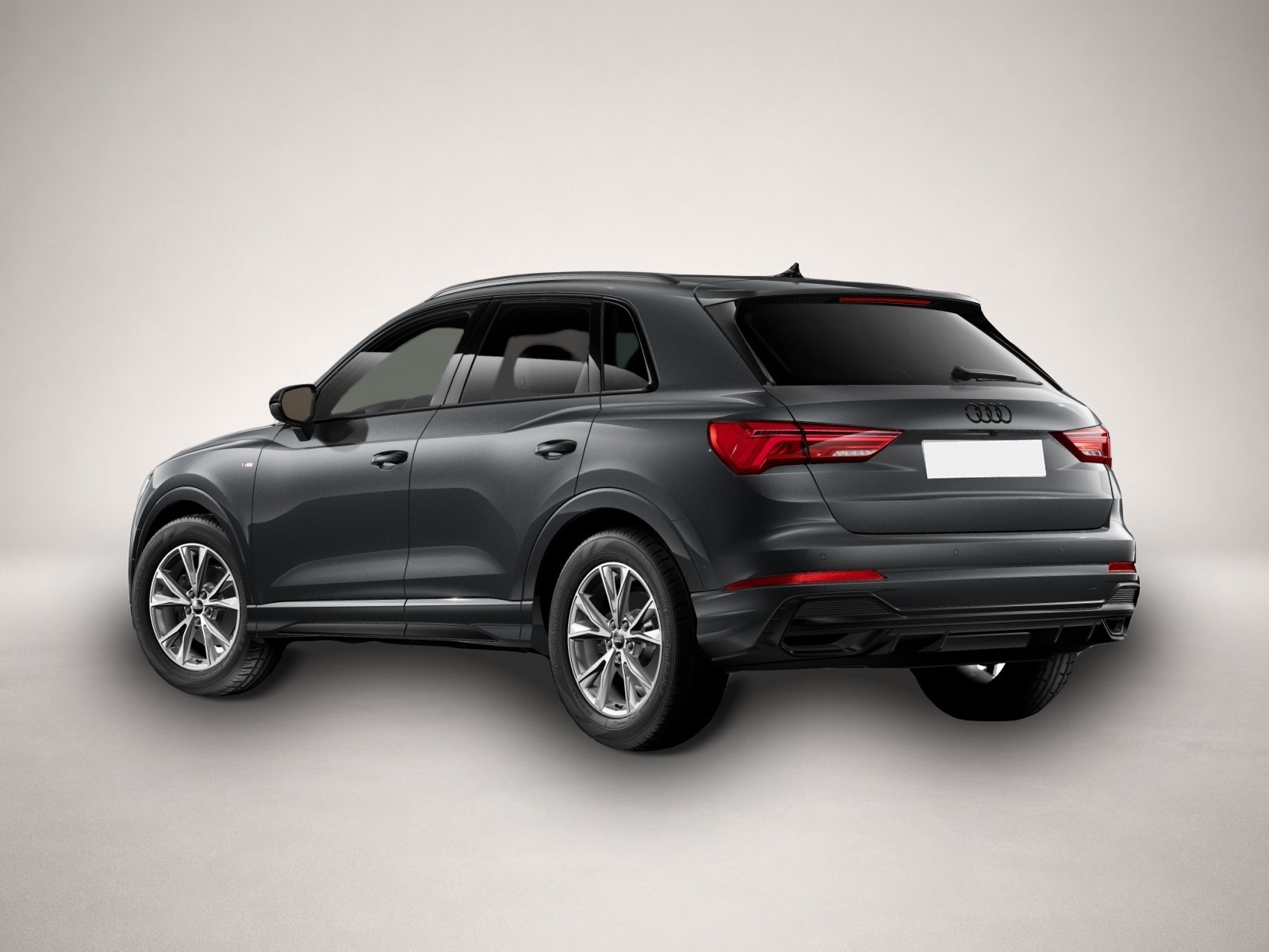 Audi Q3 (05/2025, Benzin)