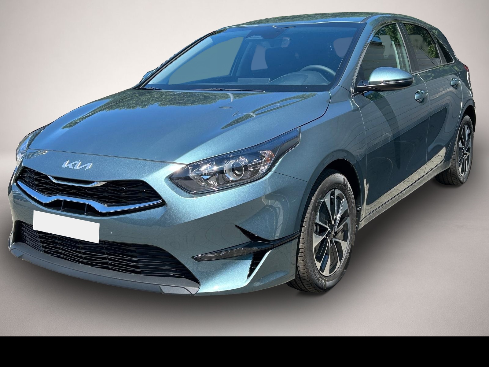 KIA cee'd / Ceed (12/2025, Benzin)