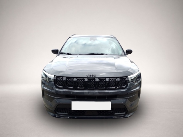 Jeep Compass (04/2023, Benzin)
