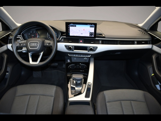 Audi A4 (01/2025, Diesel)