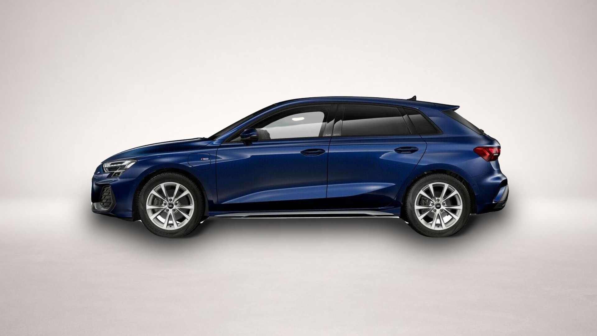 Audi A3 (10/2025, Hybrid (Benzin/Elektro))