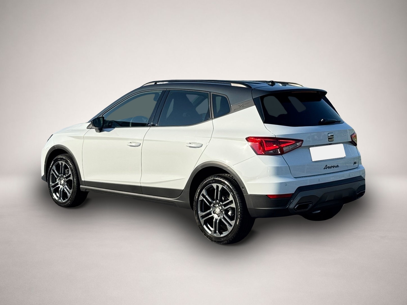 Seat Arona (04/2026, Benzin)