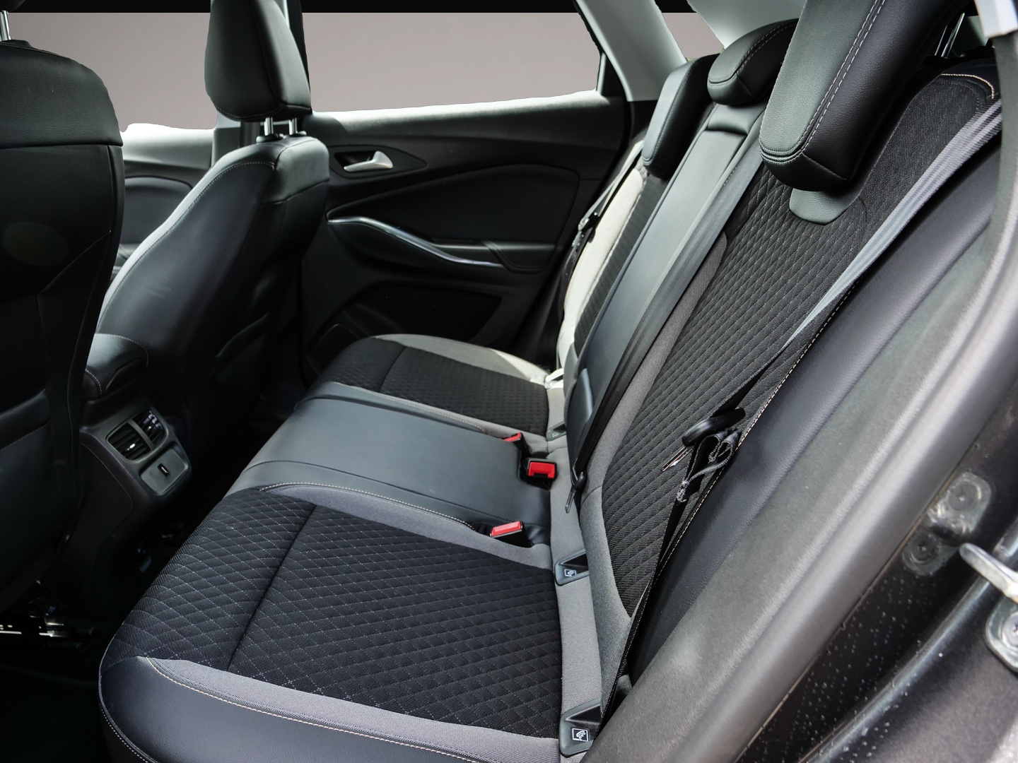 Opel Grandland (X) (06/2019, Benzin)