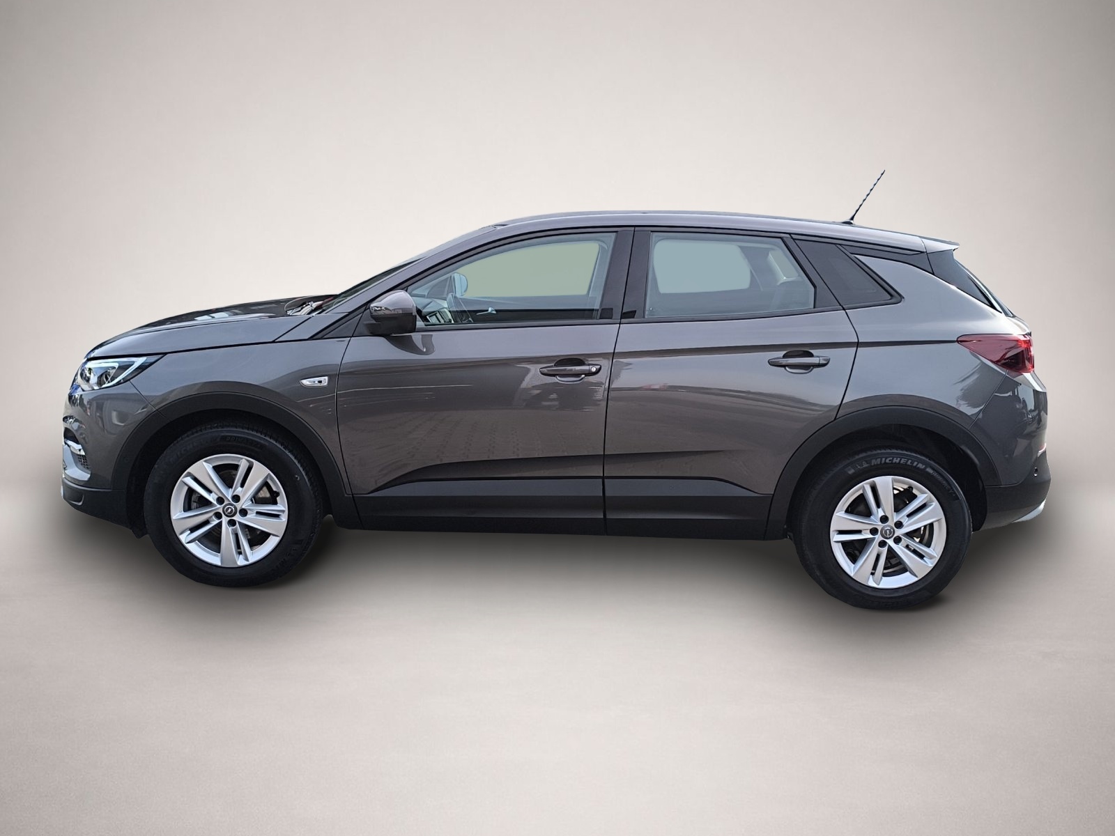 Opel Grandland (X) (12/2021, Benzin)
