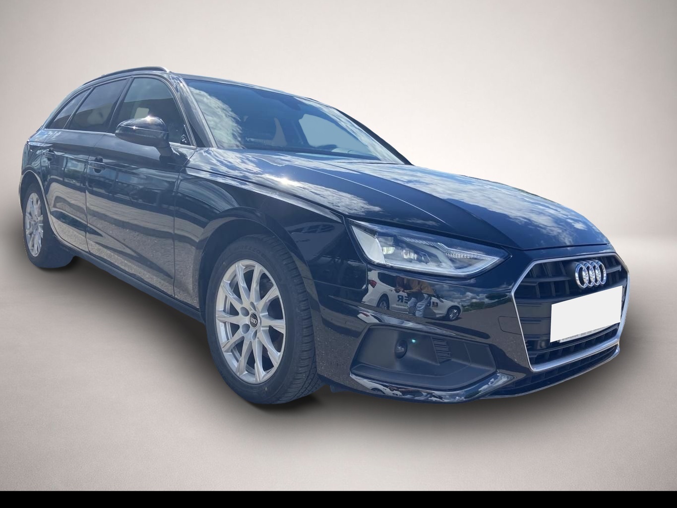 Audi A4 (05/2022, )