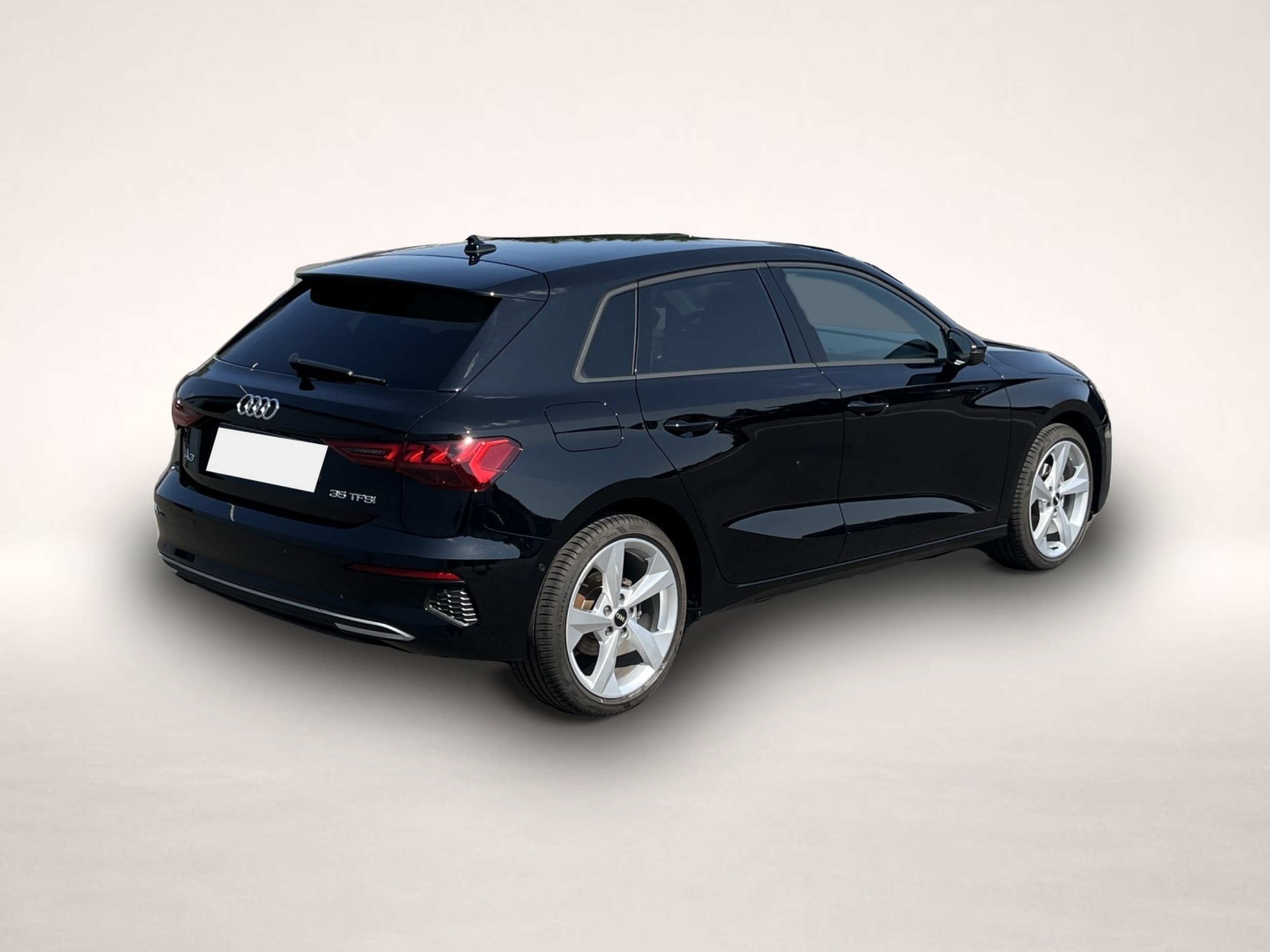 Audi A3 (07/2024, Benzin)