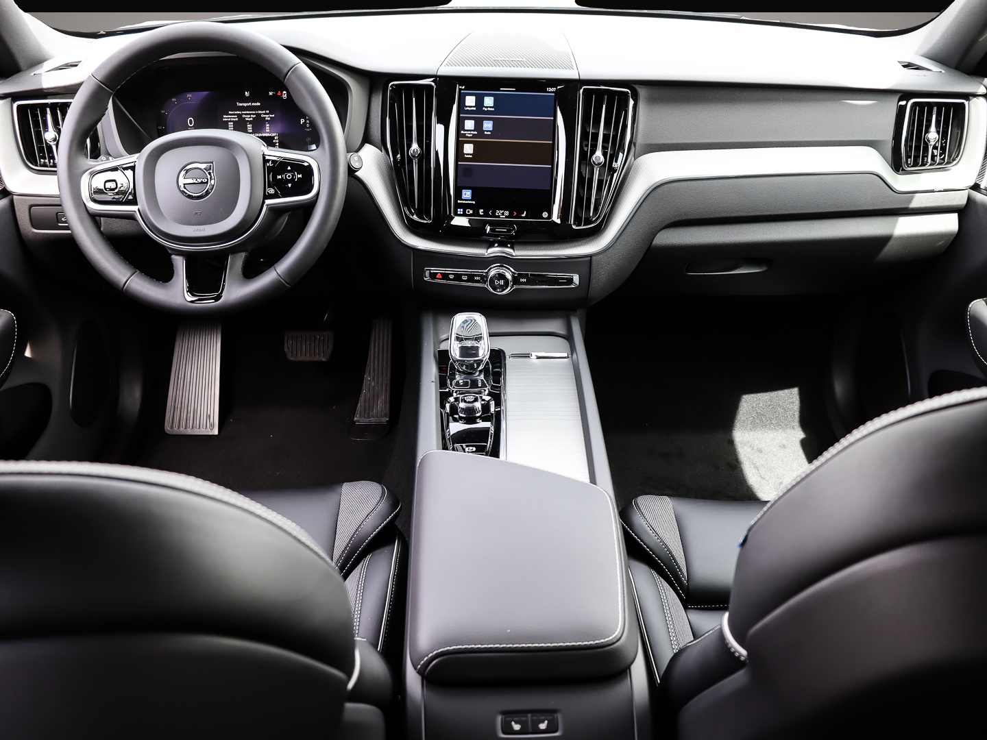 Volvo XC60 (12/2024, Benzin)