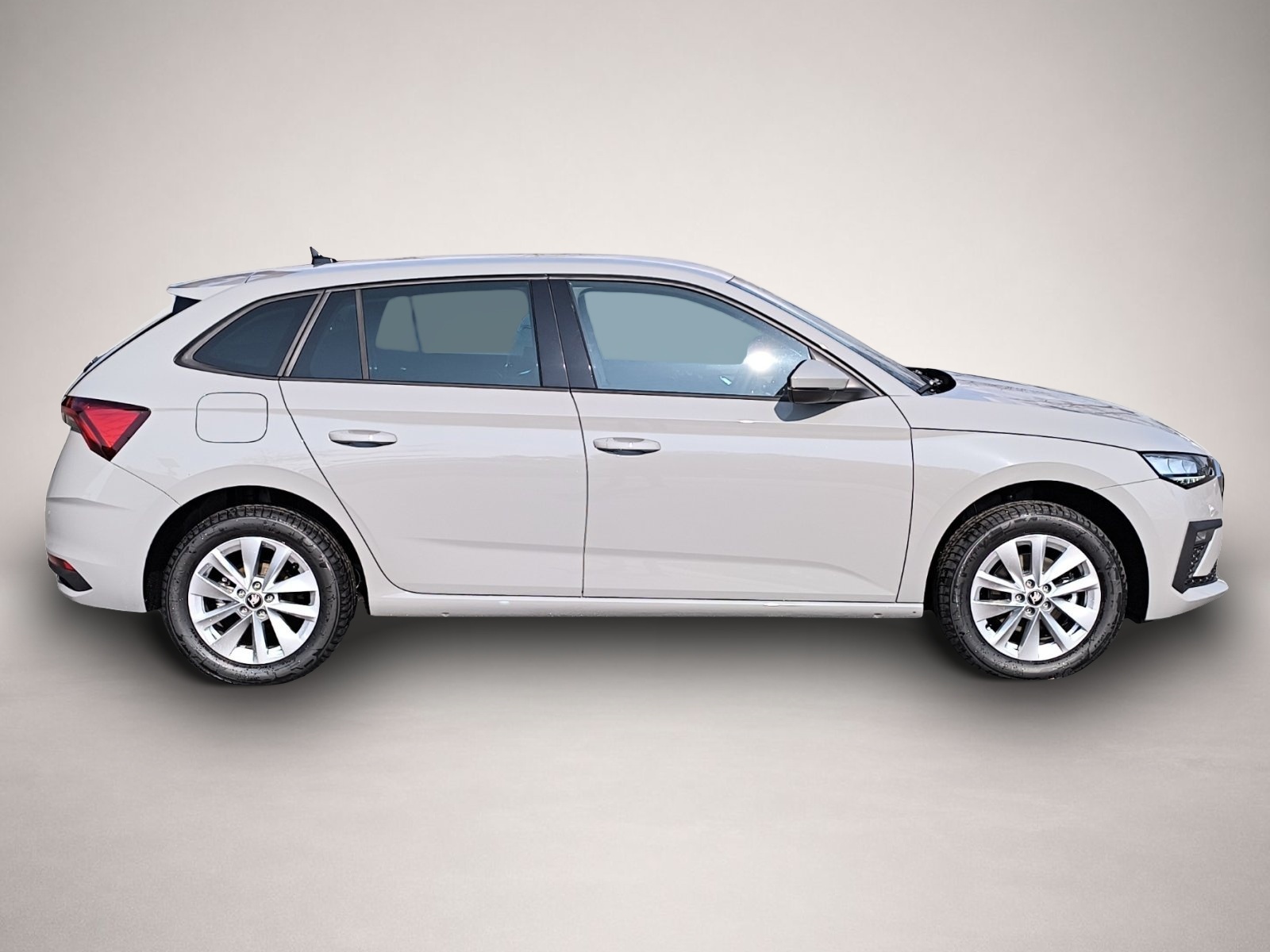 Skoda Scala (, Benzin)