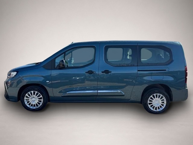 Toyota Proace City (08/2026, Benzin)