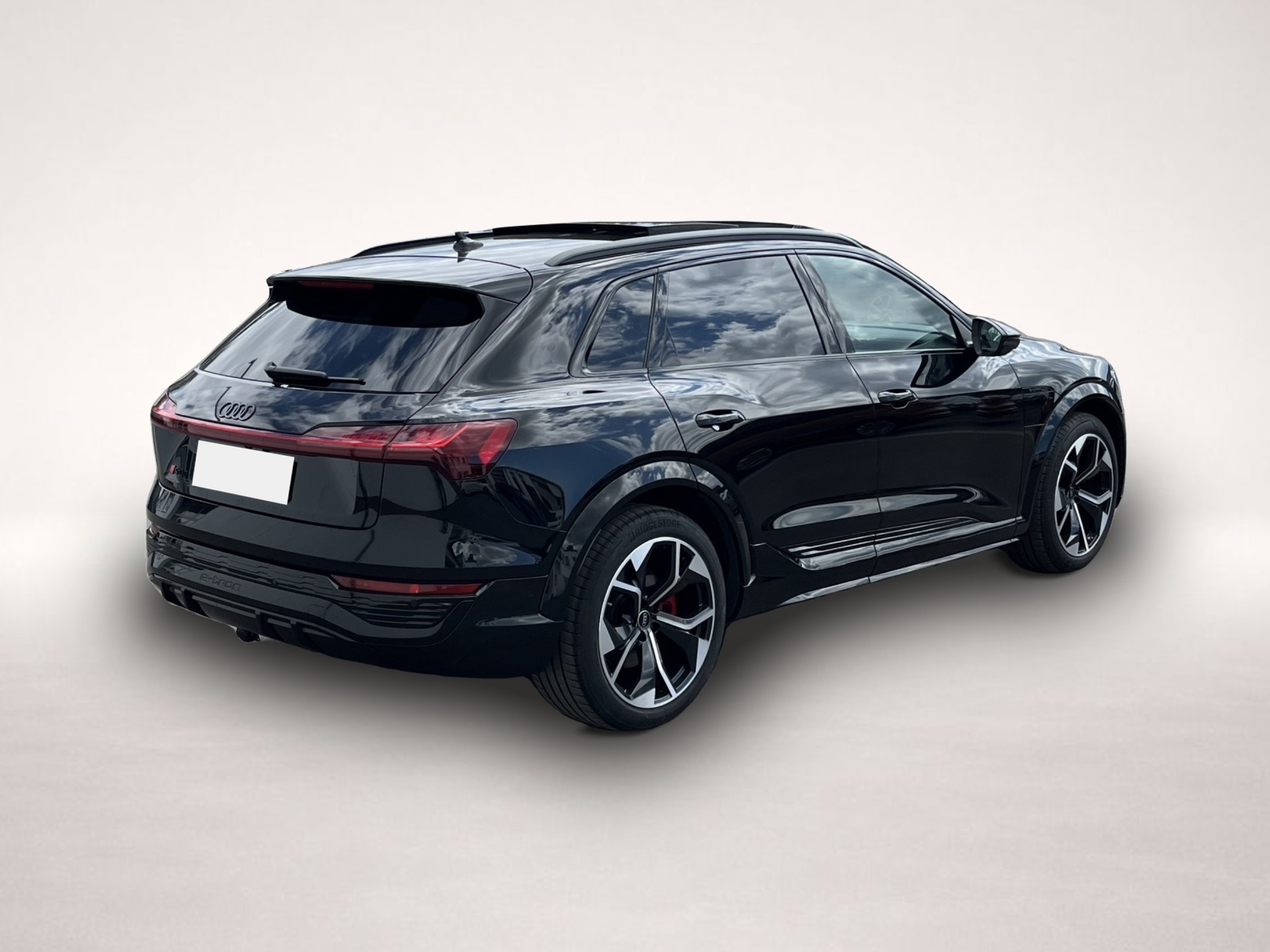 Audi SQ8 e-tron (02/2024, ELECTRIC)