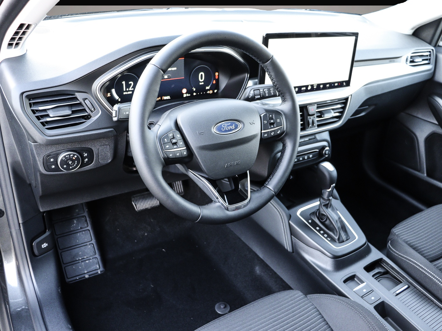 Ford Focus (03/2026, Benzin)