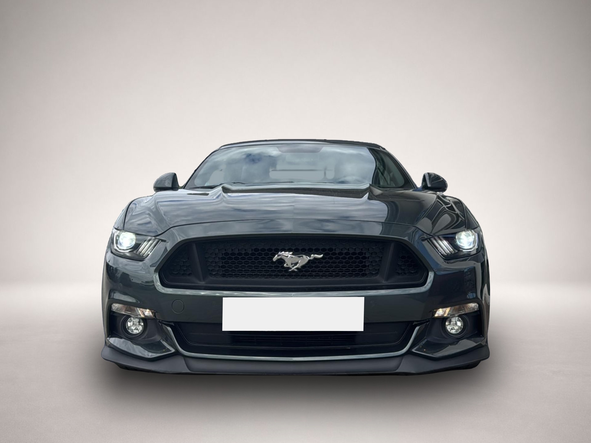 Ford Mustang (01/2016, Benzin)