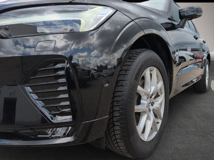 Volvo XC60 (07/2025, Benzin)