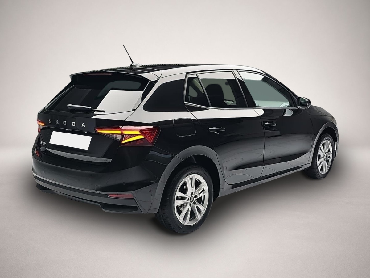 Skoda Fabia, image 2 of 4