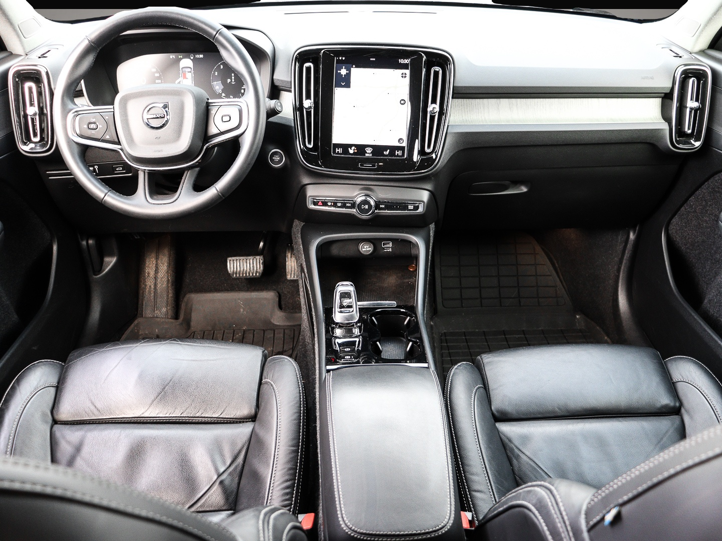 Volvo XC40 (07/2022, Benzin)