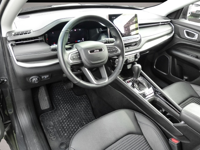 Jeep Compass (06/2023, )