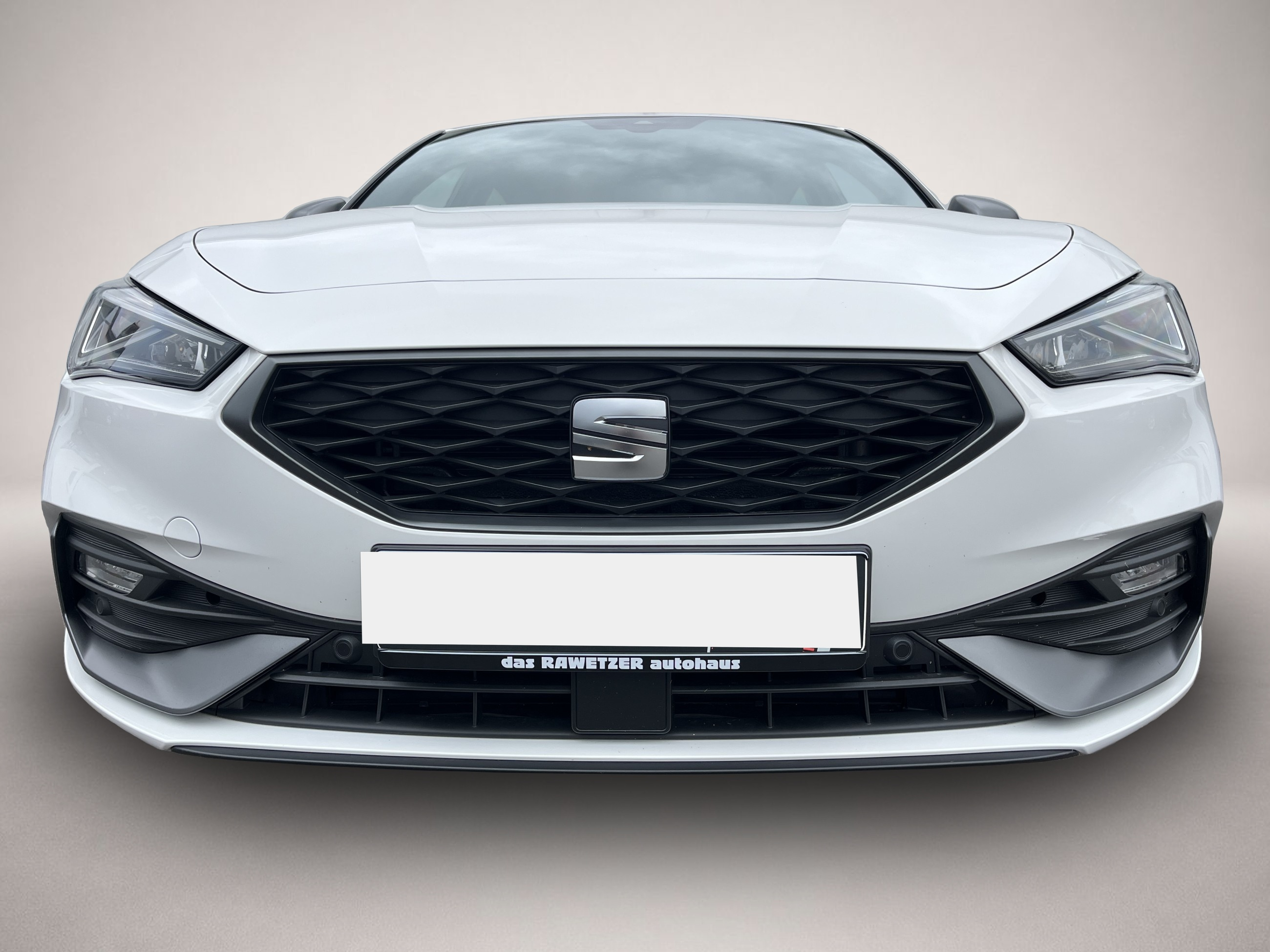 Seat Leon (06/2023, Benzin)