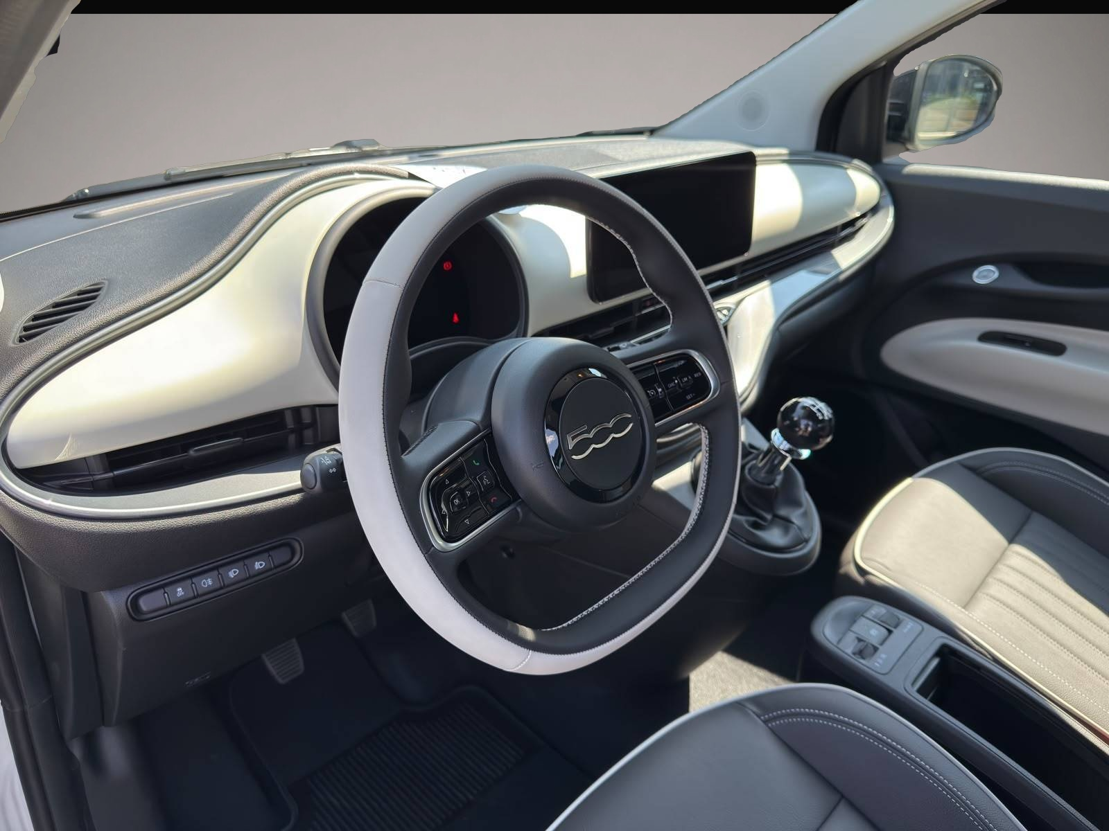Fiat 500C (07/2026, Benzin)