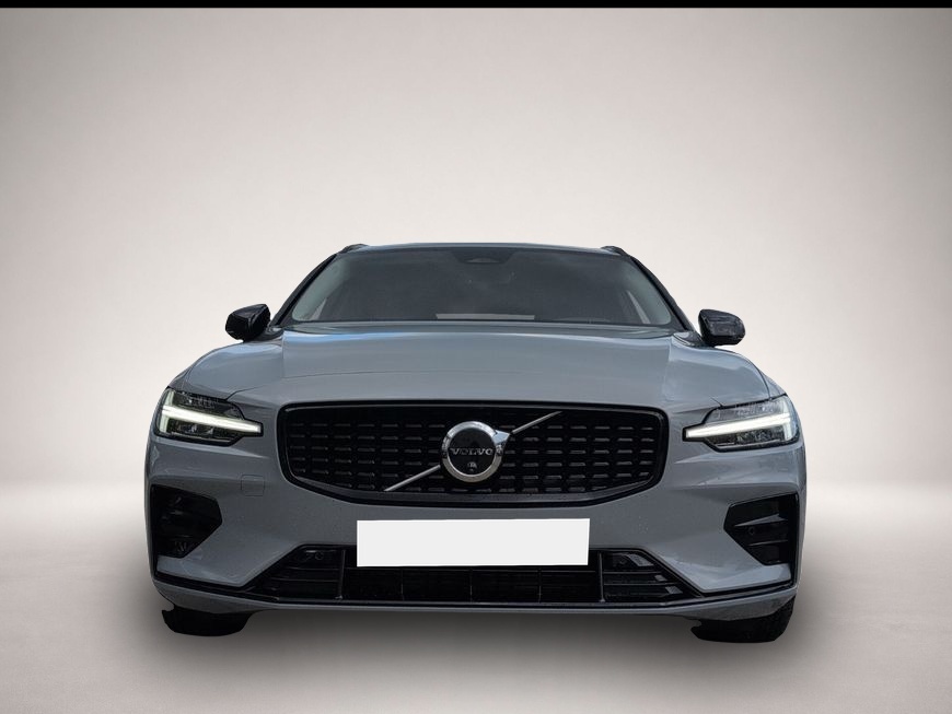 Volvo V60 (11/2025, Benzin)