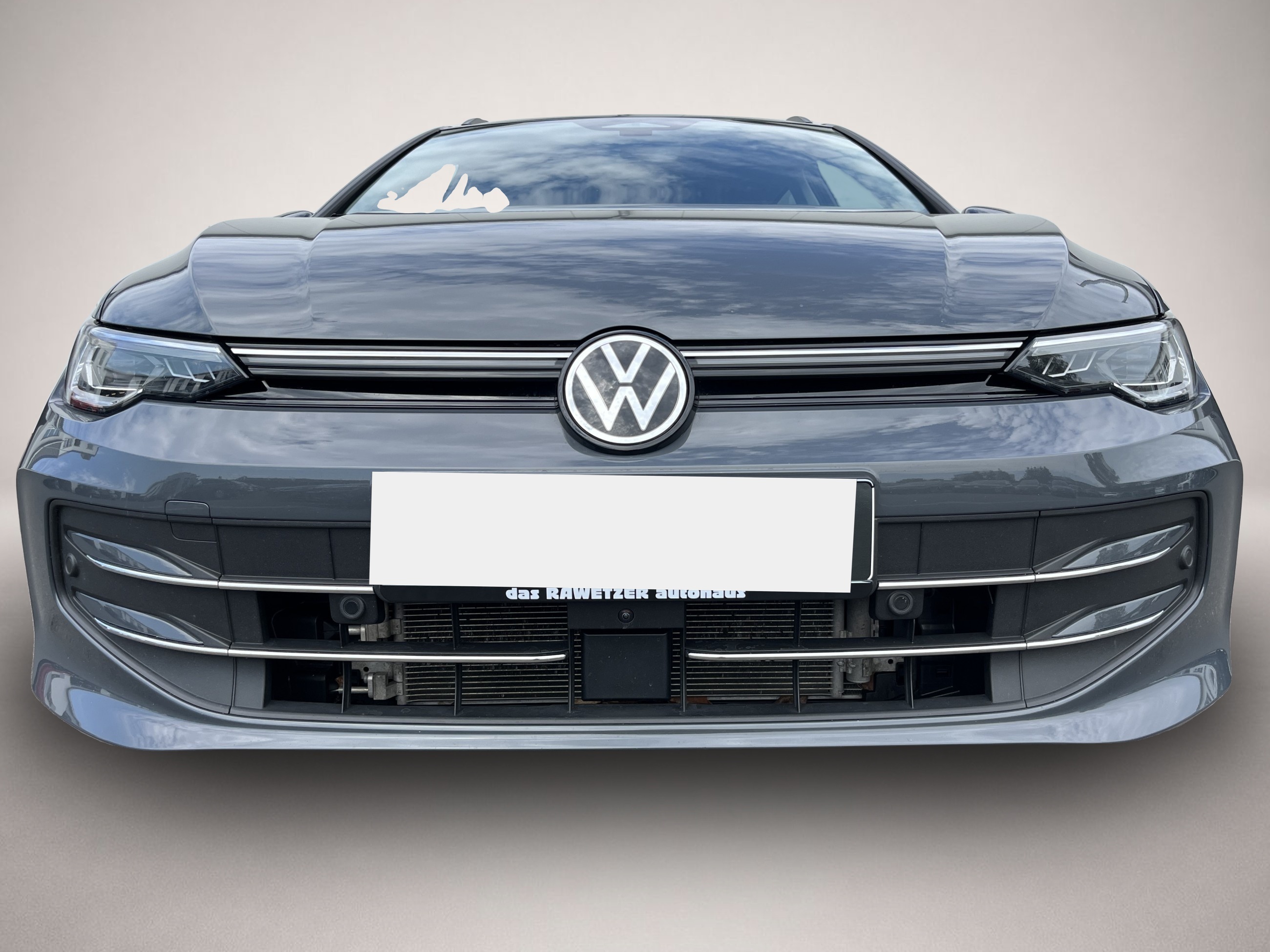 Volkswagen Golf (10/2025, Benzin)