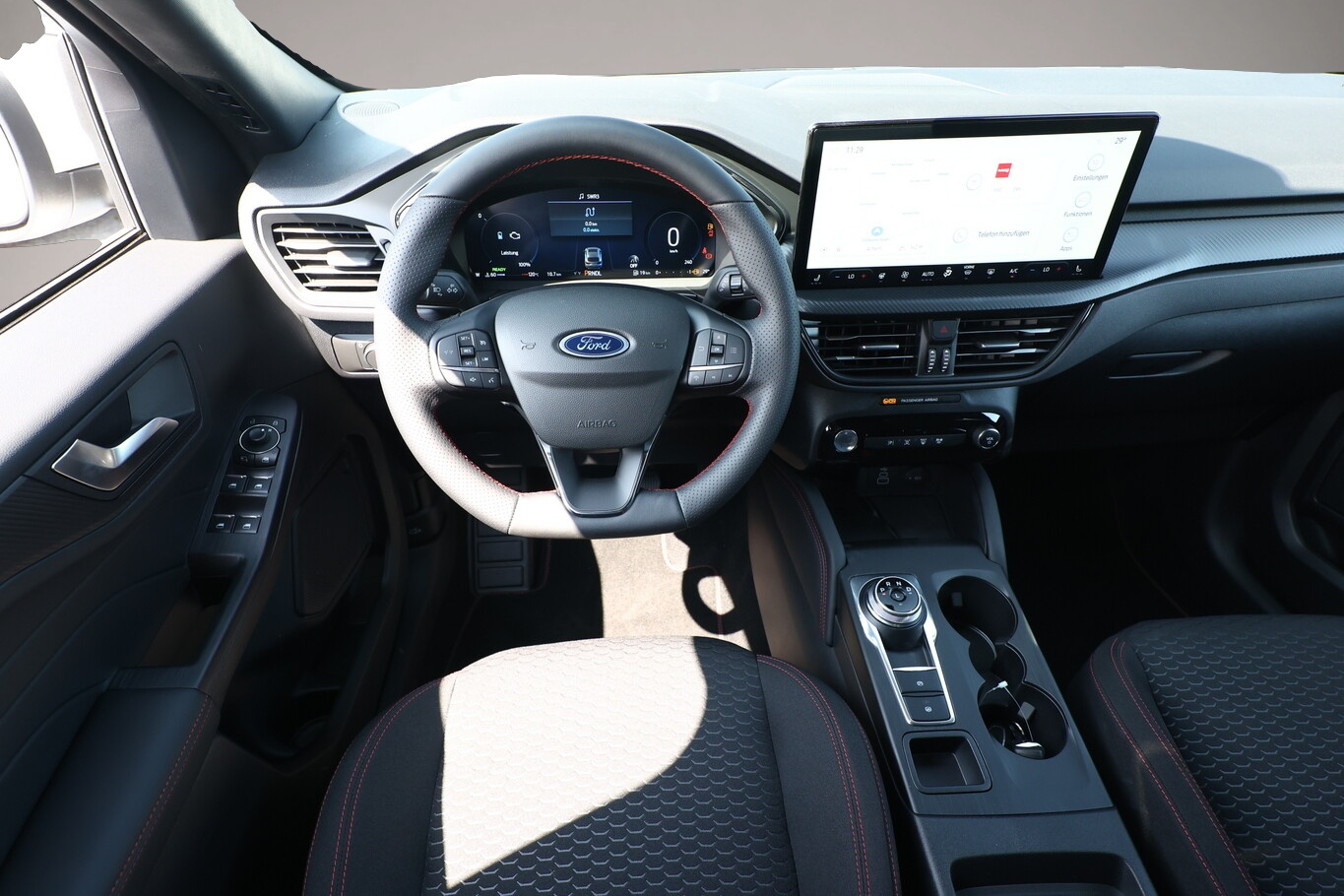 Ford Kuga (04/2026, Hybrid (Benzin/Elektro))