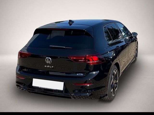 Volkswagen Golf (10/2025, Benzin)