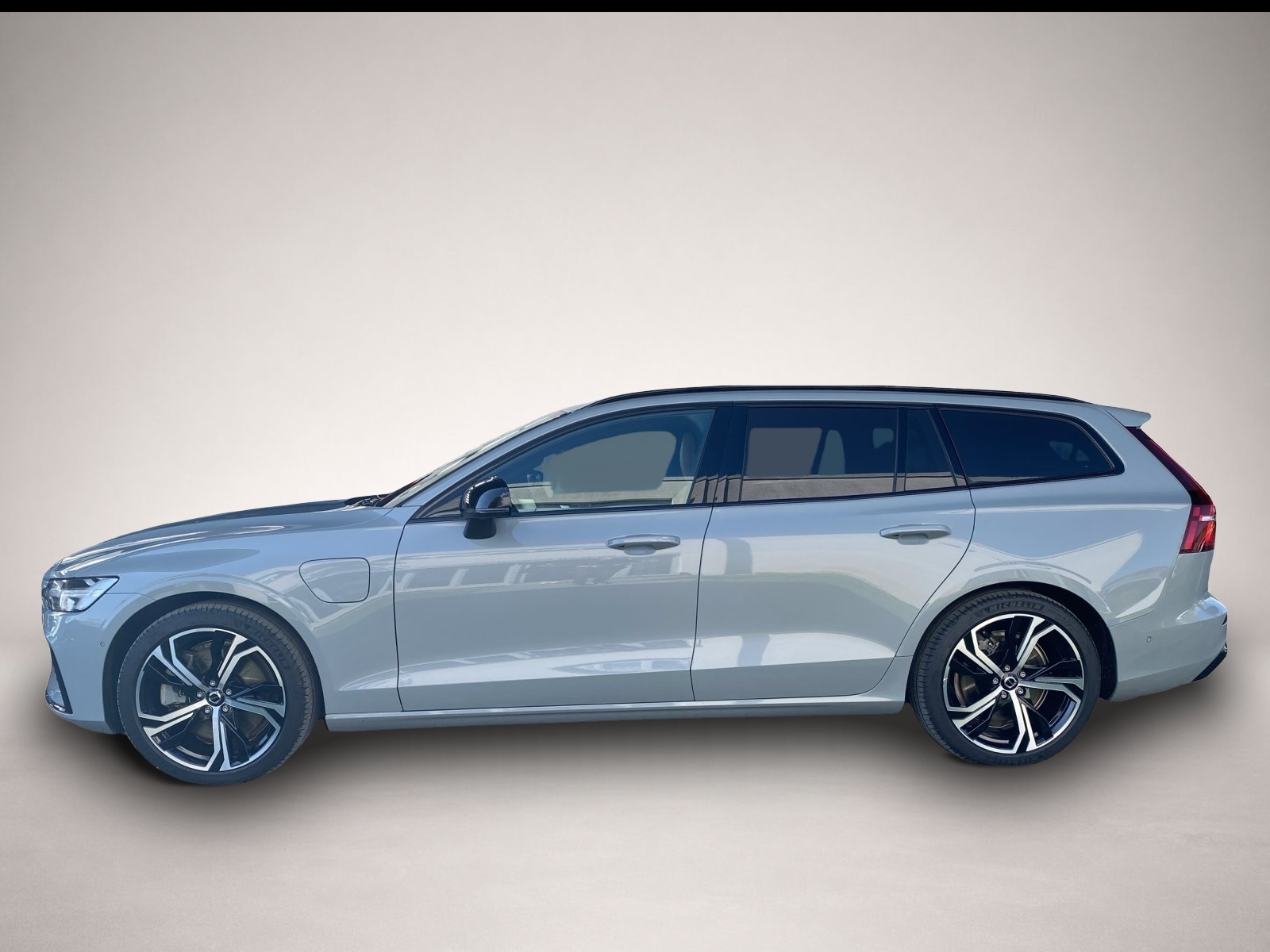 Volvo V60 (10/2024, Hybrid (Benzin/Elektro))