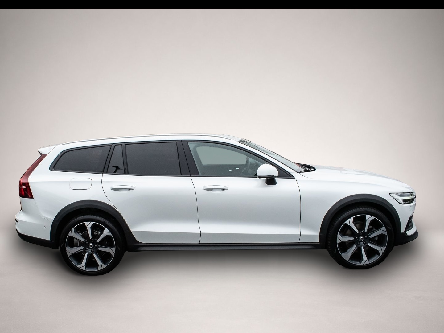 Volvo V60 Cross Country (02/2024, )