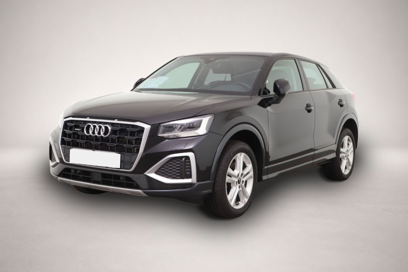 Audi Q2 (05/2023, Benzin)