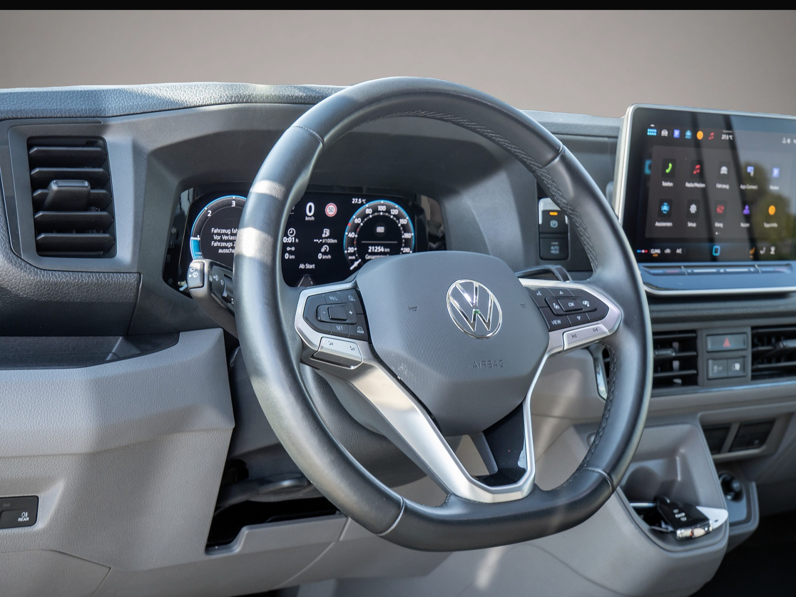 Volkswagen Crafter (11/2025, Diesel)