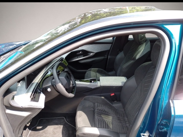 Peugeot 3008 (01/2025, Benzin)