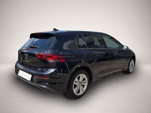 Volkswagen Golf (09/2020, Benzin)