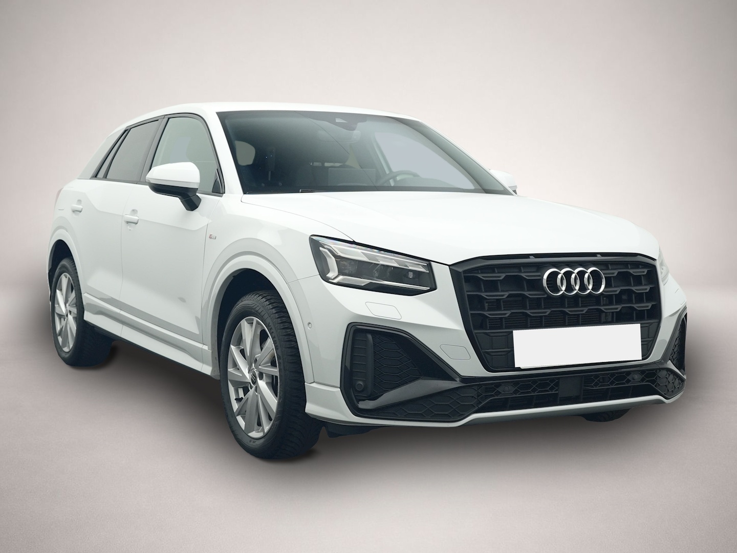 Audi Q2 (02/2025, Benzin)