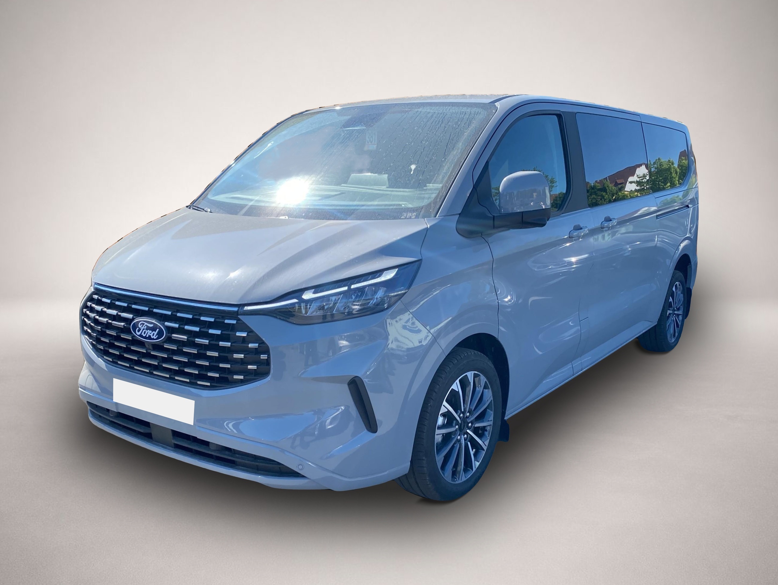 Ford Tourneo Custom, image 2 of 8
