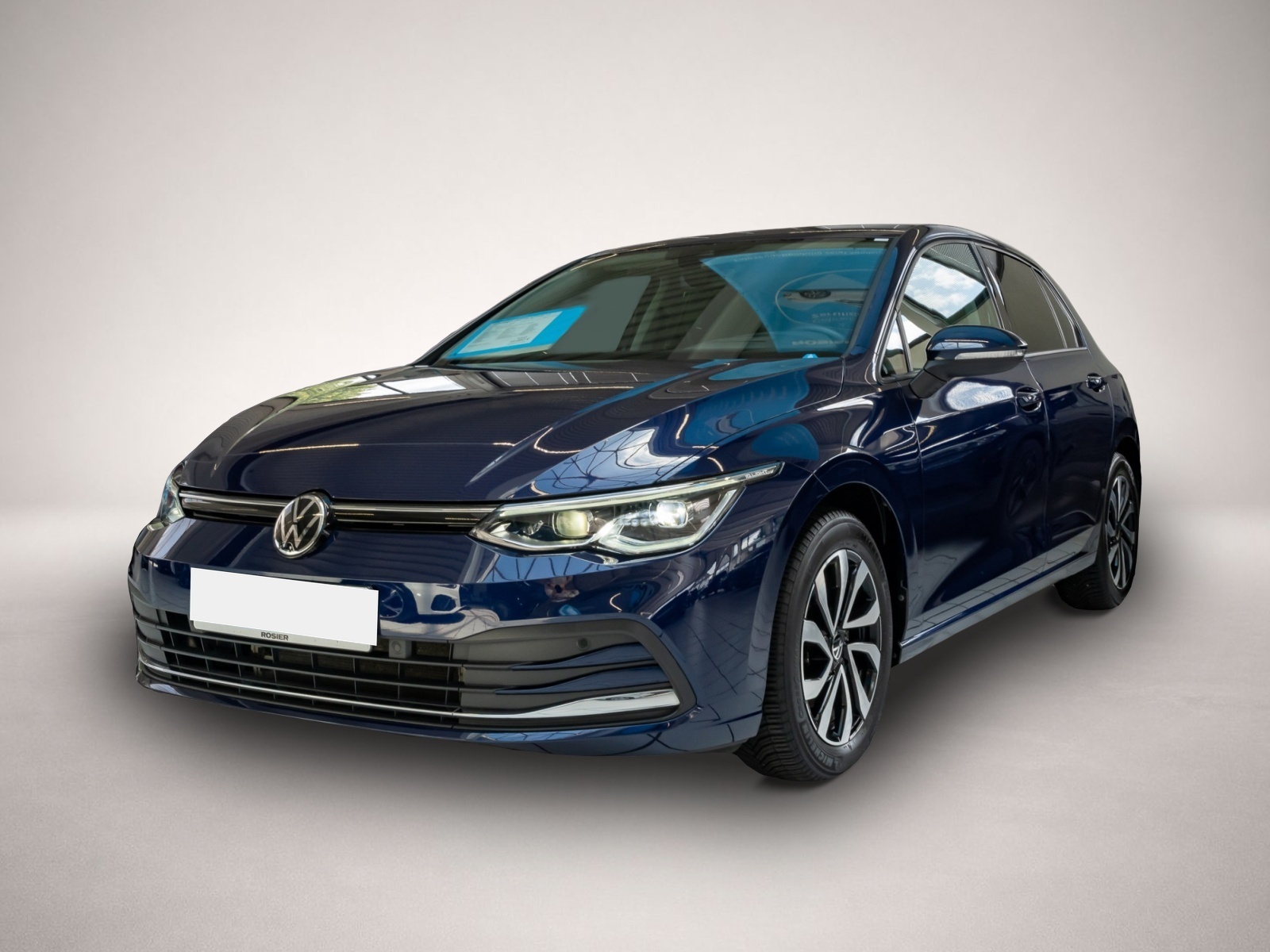 Volkswagen Golf (01/2022, Benzin)