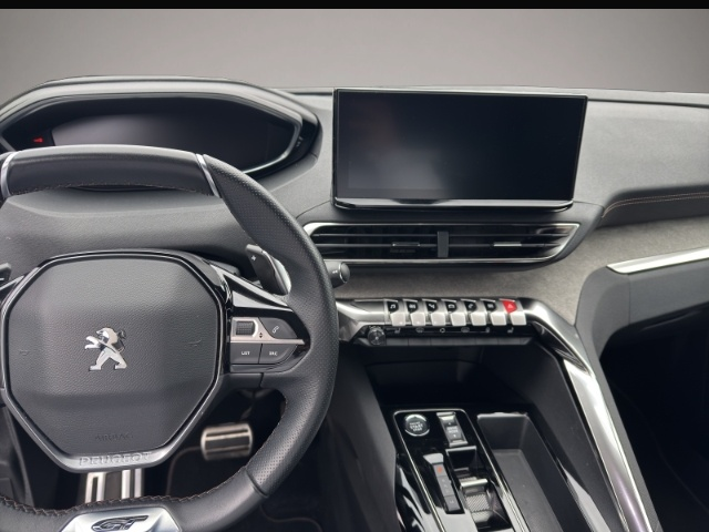 Peugeot 5008 (01/2024, Benzin)