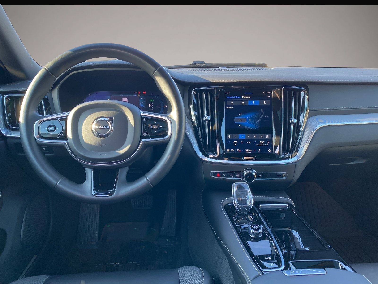 Volvo V60 (11/2022, )