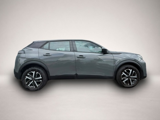 Peugeot 2008 (07/2024, Benzin)