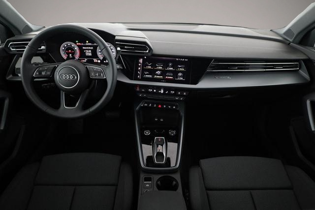 Audi A3 (04/2026, Benzin)